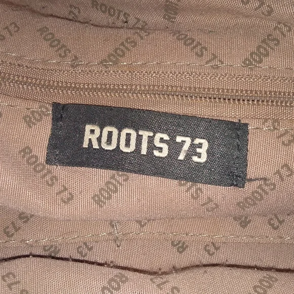 Roots 73 Faux Leather Black Shoulder Bag, Clean Inside, Some Issues - Picture 4 of 12
